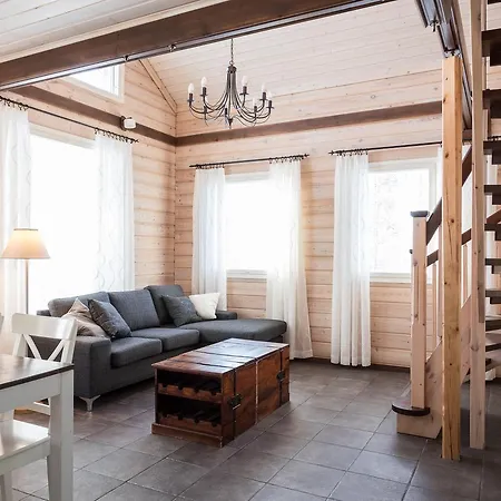 Pyry Ja Tuisku Chalet *