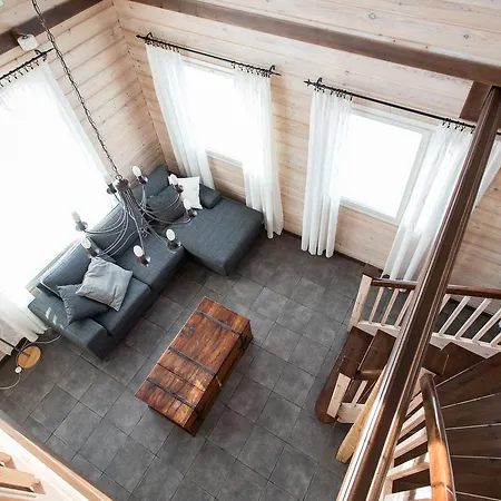 Pyry Ja Tuisku 샬레